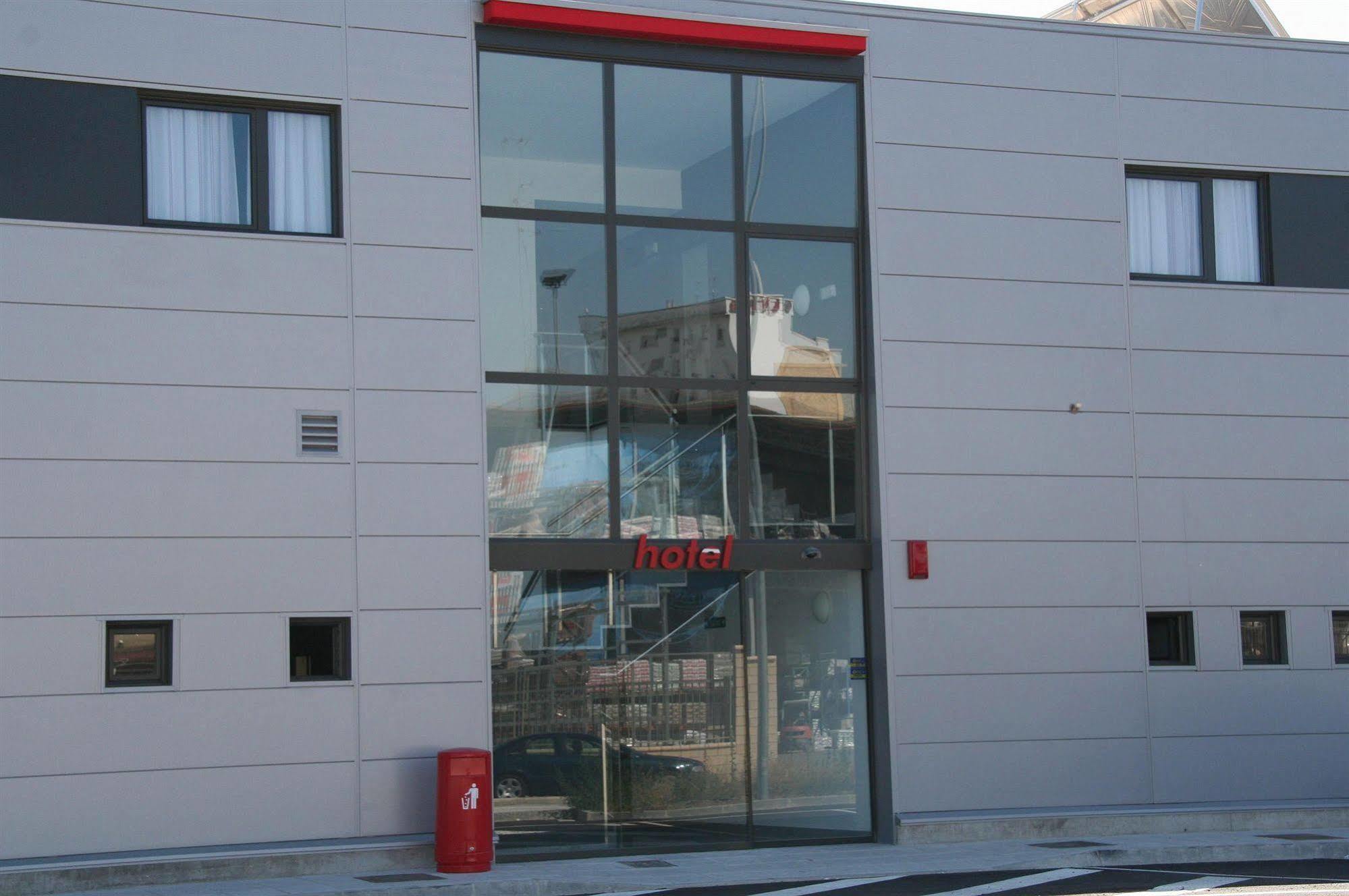 Hotel Abades Via Norte Miranda de Ebro Exterior foto